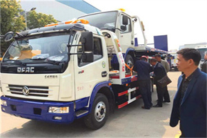 新荣区汽车道路救援拖车价格